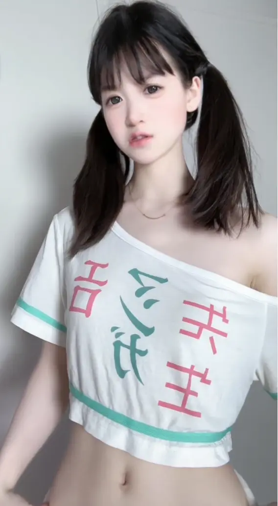 《萌小栖》萌系写真全套收录-4K超清无水印-未删减完整版-百度夸克网盘资源